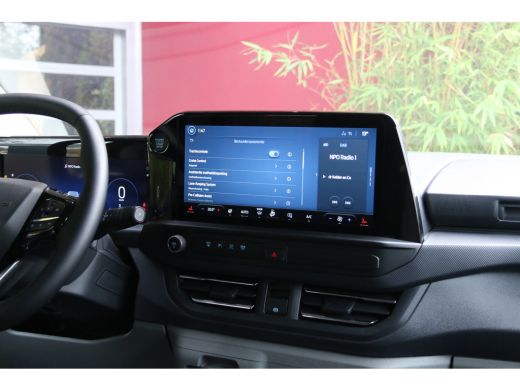 Ford Transit Custom 320 2.5 PHEV L2H1 Limited Dubbele Cabine 0,99 % Rente | Dubbele schuifdeur | Driver Assistance Pa... ActivLease financial lease