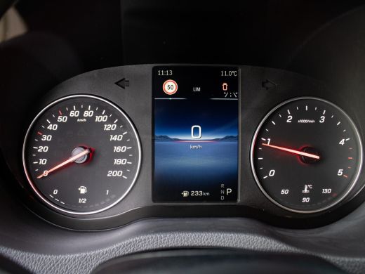 Mercedes-Benz Sprinter 319 1.9 CDI L2H2 RWD 190PK 3.500 kg trekgewicht, Trekhaak, Distronic, LED koplampen, lichtmetalen... ActivLease financial lease
