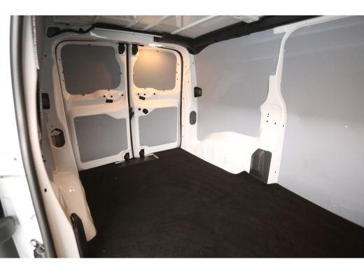 Opel Vivaro 2.0 CDTI L2H1 145PK Airco Carplay Camera Cruise Navigatie PDC 3 Persoons ActivLease financial lease