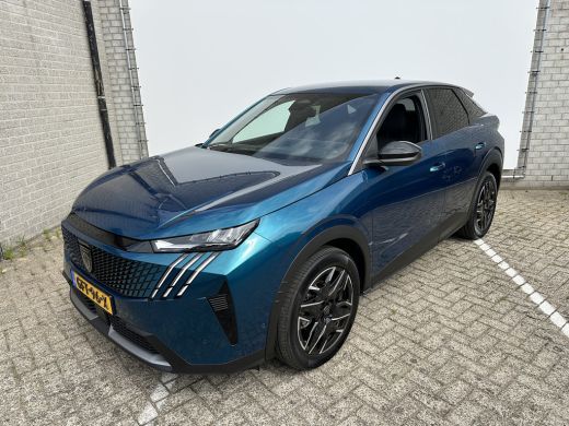 Peugeot 3008 1.2 Hybrid 136 Allure | Achterbank in 3 delen neerklapbaar met skiluik | Achteruitrijcamera | App... ActivLease financial lease
