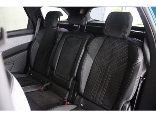 Peugeot e-5008 GT 73 kWh 210-PK LUXE UITVOERING | ORGINEEL NL AUTO | BTW-AUTO | 7-PERSOONS | ActivLease financial lease