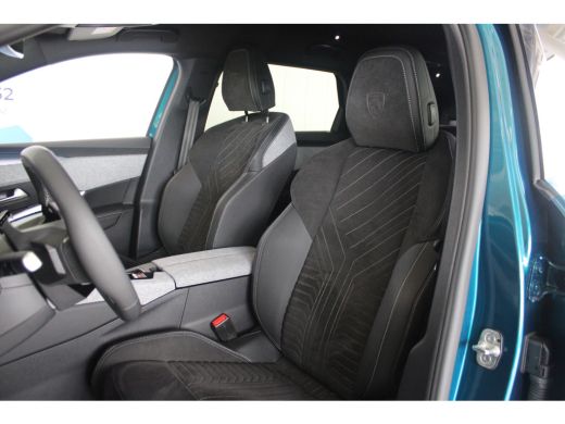 Peugeot e-5008 GT 73 kWh 210-PK LUXE UITVOERING | ORGINEEL NL AUTO | BTW-AUTO | 7-PERSOONS | ActivLease financial lease
