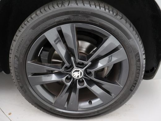 Skoda Karoq 1.5 TSI ACT 150 PK DSG AUT. SPORTLINE STEEL GREY + VIRTUAL COCKPIT | TREKHAAK | CAMERA | ADAPTIVE... ActivLease financial lease