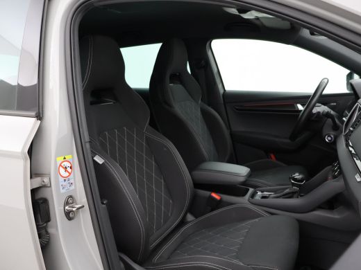 Skoda Karoq 1.5 TSI ACT 150 PK DSG AUT. SPORTLINE STEEL GREY + VIRTUAL COCKPIT | TREKHAAK | CAMERA | ADAPTIVE... ActivLease financial lease