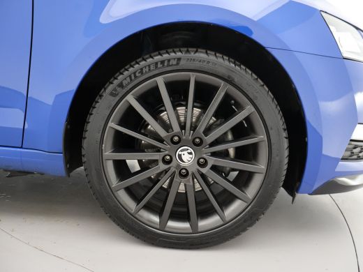 Skoda Octavia Combi 1.5 TSI 150 PK DSG AUT. SPORTLINE - ENERGY BLUE + 18 INCH | ADAPTIVE CRUISE | APPLE CARPLAY... ActivLease financial lease