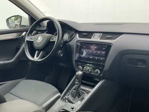 Skoda Octavia Combi 1.5 TSI 150pk Automaat Trekhaak Carplay Stoelverw Cruise NL-Auto! ActivLease financial lease