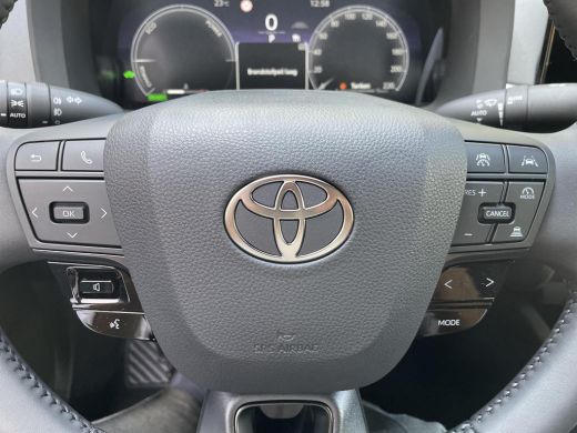 Toyota C-HR 1.8 Hybrid 140 Dynamic | Nieuw uit voorraad leverbaar | ActivLease financial lease