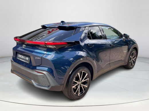 Toyota C-HR 1.8 Hybrid 140 Dynamic | Nieuw uit voorraad leverbaar | ActivLease financial lease