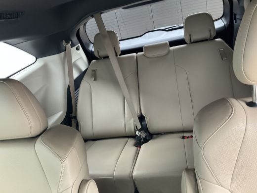 Toyota Sienna 7-Pers 2.5 HEV 266pk XLE Full Option Open sky Leer Camera 7-zits 7 Persoons ActivLease financial lease