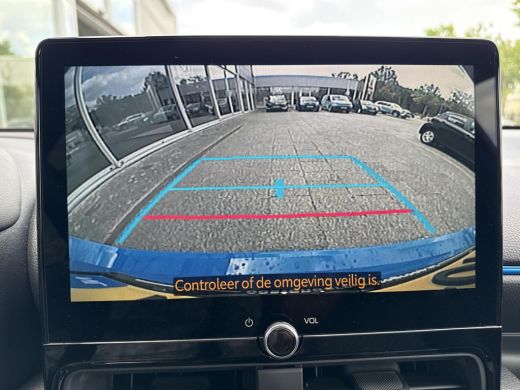 Toyota Yaris 1.5 Hybrid 130 Executive **HEAD-UP DISPLAY/ STOEL EN STUURWIELVERWARMING/ DODEHOEK DETECTIE/ 36 M... ActivLease financial lease