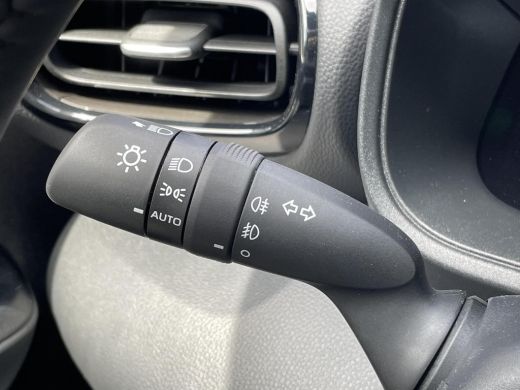 Toyota Yaris 1.5 Hybrid 130 Executive | Premium Pack | Nieuw uit voorraad leverbaar | ActivLease financial lease