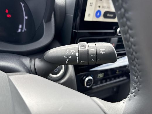 Toyota Yaris Cross 1.5 Hybrid 115 First Edition **STOEL EN STUURWIELVERWARMING/ KEYLESS/ ADAPTIEVE CRUISE CONTROL/ 3... ActivLease financial lease