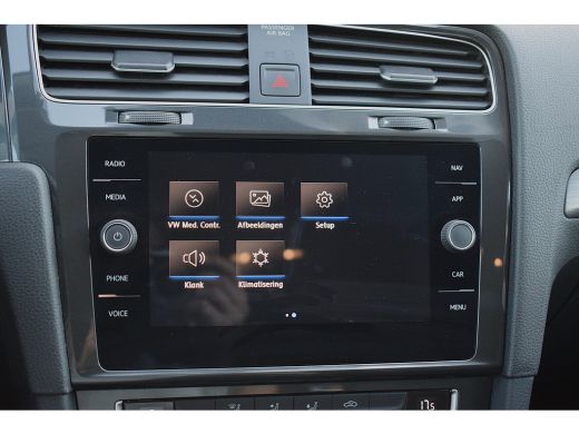 Volkswagen Golf 1.6 TDI Comfortline Business | Apple CarPlay | Adaptive | Climate ActivLease financial lease