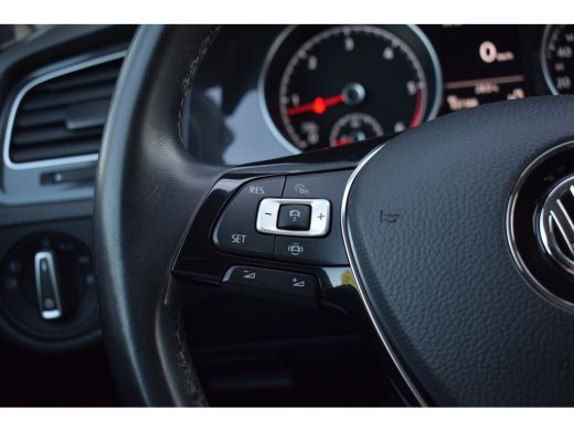 Volkswagen Golf 1.6 TDI Comfortline Business | Apple CarPlay | Adaptive | Climate ActivLease financial lease