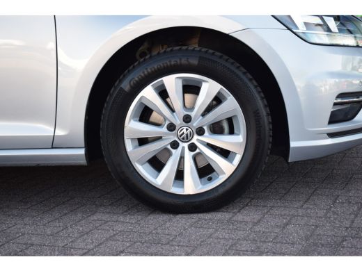 Volkswagen Golf 1.6 TDI Comfortline Business | Apple CarPlay | Adaptive | Climate ActivLease financial lease