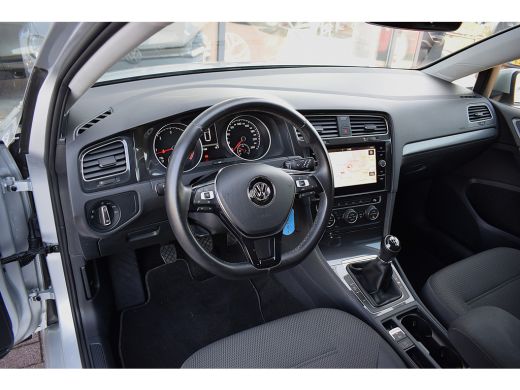 Volkswagen Golf 1.6 TDI Comfortline Business | Apple CarPlay | Adaptive | Climate ActivLease financial lease