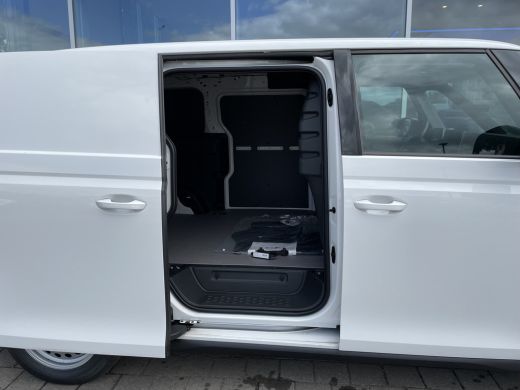 Volkswagen ID. Buzz Cargo Cargo 79 kWh 286PK RWD | ACC | Camera | Led matrix ActivLease financial lease
