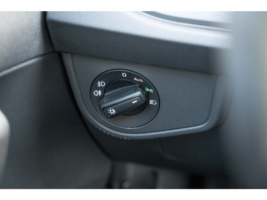 Volkswagen Polo R-Line Edition Inclusief € 2000,- inruilvoordeel | 'App-Connect' draadloze smartphone integratie ... ActivLease financial lease