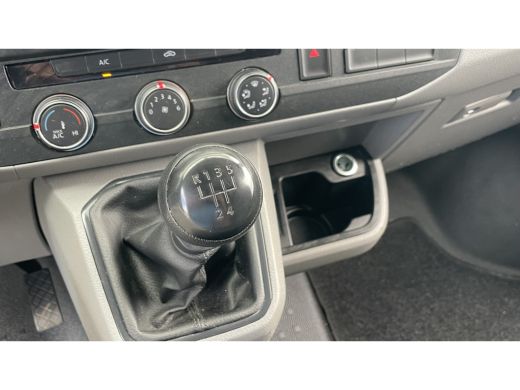 Volkswagen Transporter 2.0 TDI 110PK | L2 28 | Comfortline | Airco | Betimmering | Imperiaal | Camera | Trekhaak | Navi ... ActivLease financial lease
