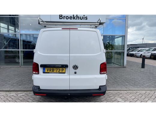 Volkswagen Transporter 2.0 TDI 110PK | L2 28 | Comfortline | Airco | Betimmering | Imperiaal | Camera | Trekhaak | Navi ... ActivLease financial lease