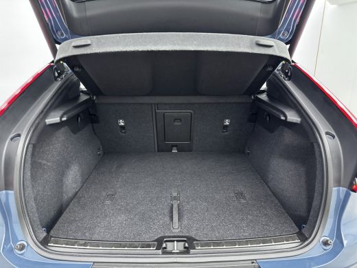 Volvo  C40 Recharge Twin Intro Edition 78 kWh | FJORD BLUE | PDC + Camera | Elektrische achterklep | AWD | 4... ActivLease financial lease