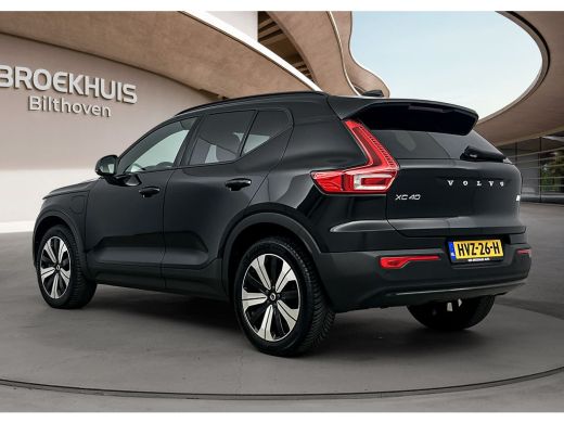 Volvo  XC40 1.5 T4 Recharge Ultimate Dark | Trekhaak | Panormadak | PDC + Camera | Harman & Kardon Audio | ActivLease financial lease