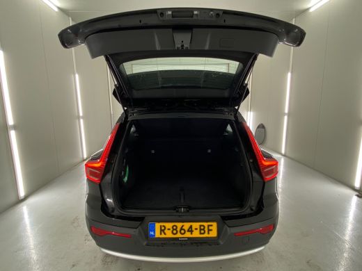 Volvo  XC40 2.0 B3 Essential | Facelift! | MildHybrid | GoogleMaps | Camera | 4-Cilinder! ActivLease financial lease