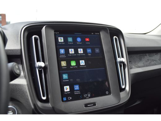 Volvo  XC40 2.0 B3 Essential | Facelift! | 4-Cilinder! | GoogleMaps | Camera | ActivLease financial lease