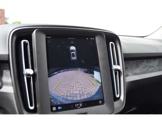 Volvo  XC40 2.0 B3 Essential | Facelift! | 4-Cilinder! | GoogleMaps | Camera | ActivLease financial lease