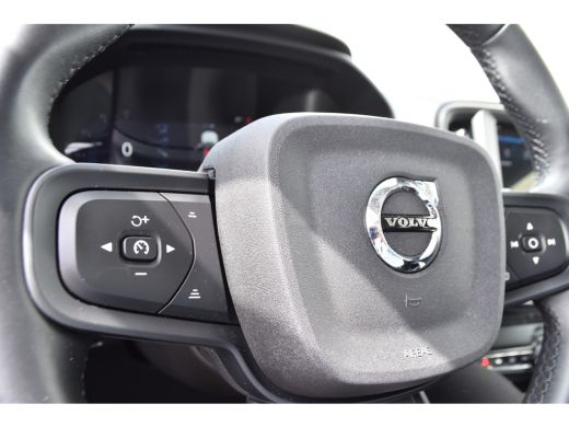 Volvo  XC40 2.0 B3 Essential | Facelift! | 4-Cilinder! | GoogleMaps | Camera | ActivLease financial lease