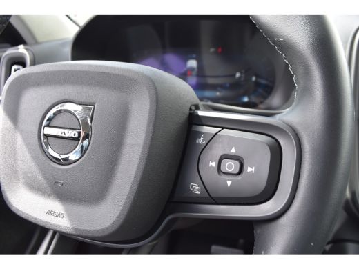 Volvo  XC40 2.0 B3 Essential | Facelift! | 4-Cilinder! | GoogleMaps | Camera | ActivLease financial lease