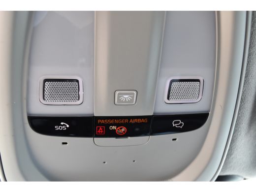 Volvo  XC40 2.0 B3 Essential | Facelift! | 4-Cilinder! | GoogleMaps | Camera | ActivLease financial lease