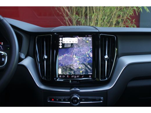 Volvo  XC60 2.0 T6 Plug-in hybrid AWD R-Design | Panoramadak | Harman/Kardon | Head-up | Memory | Camera ActivLease financial lease