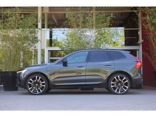 Volvo  XC60 2.0 T6 Plug-in hybrid AWD R-Design | Panoramadak | Harman/Kardon | Head-up | Memory | Camera ActivLease financial lease