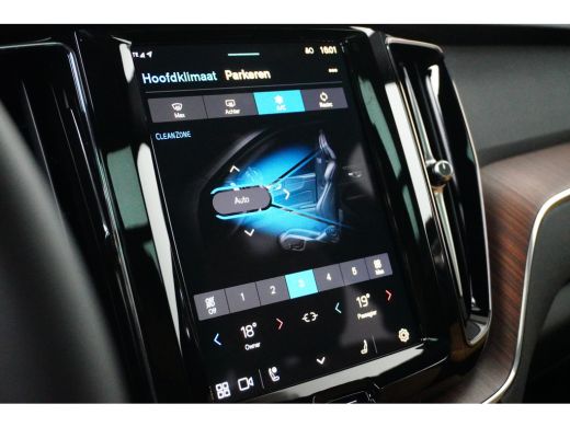 Volvo  XC60 T8 Plus Dark | Amber Leder | Luchtvering | Trekhaak | 360Cam | Pano | Nieuw | ActivLease financial lease