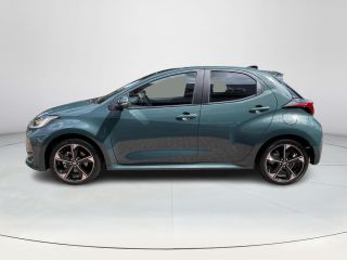 Toyota Yaris 1.5 Hybrid 130 Executive | Premium Pack | Nieuw uit voorraad leverbaar |