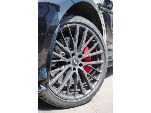Aston Martin DBX 4.0 V8 707 -Keramisch-23''- Carbon ex en intrieur-Stoelventilatie-Stuurverw- ActivLease financial lease