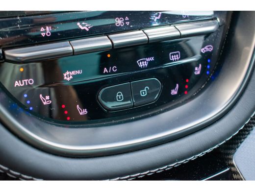 Aston Martin DBX 4.0 V8 707 -Keramisch-23''- Carbon ex en intrieur-Stoelventilatie-Stuurverw- ActivLease financial lease