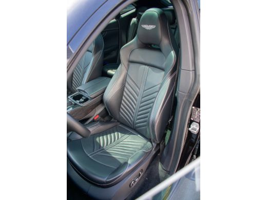 Aston Martin DBX 4.0 V8 707 -Keramisch-23''- Carbon ex en intrieur-Stoelventilatie-Stuurverw- ActivLease financial lease