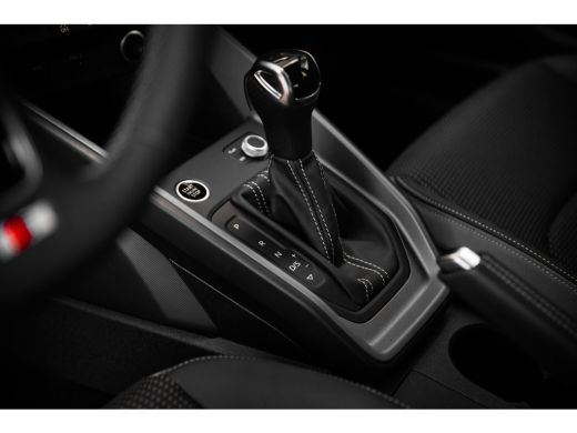 Audi A1 allstreet 30 TFSI 110pk Advanced edition | S-Line Interieur | Parkeerhulp V+A | 18" | Stoelverwar... ActivLease financial lease