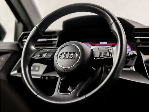 Audi A3 Limousine 30 TFSI Advanced Sport Automaat (GROOT NAVI, APPLE CARPLAY, CAMERA, ADAPTIVE CRUISE, LM... ActivLease financial lease