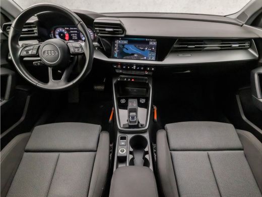 Audi A3 Limousine 30 TFSI Advanced Sport Automaat (GROOT NAVI, APPLE CARPLAY, CAMERA, ADAPTIVE CRUISE, LM... ActivLease financial lease