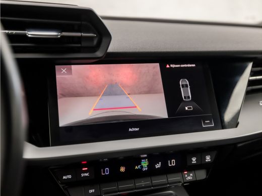Audi A3 Limousine 30 TFSI Advanced Sport Automaat (GROOT NAVI, APPLE CARPLAY, CAMERA, ADAPTIVE CRUISE, LM... ActivLease financial lease