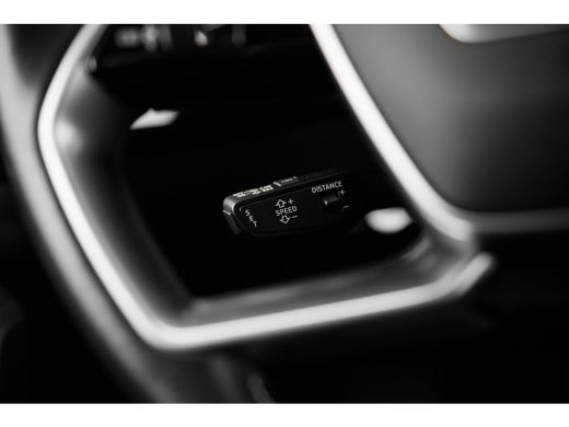 Audi e-tron 55 quattro S edition 408pk | Panoramadak | 360 Camera | 22" | B&O | Virtual Mirrors ActivLease financial lease