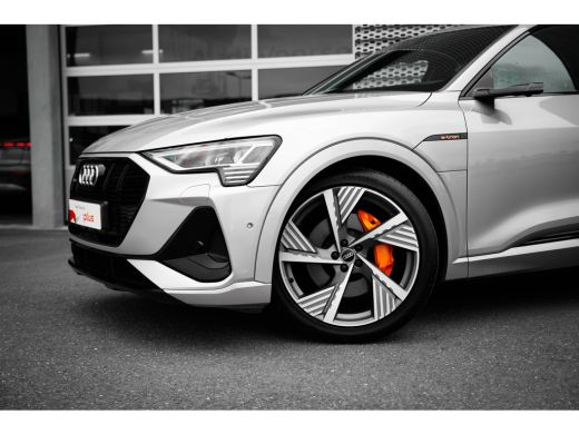 Audi e-tron 55 quattro S edition 408pk | Panoramadak | 360 Camera | 22" | B&O | Virtual Mirrors ActivLease financial lease