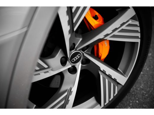 Audi e-tron 55 quattro S edition 408pk | Panoramadak | 360 Camera | 22" | B&O | Virtual Mirrors ActivLease financial lease