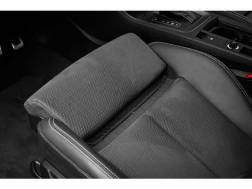 Audi Q3 35 TFSI S Edition Competition 150PK | Trekhaak | Adaptieve Cruise Controle | Stoelverw. Voor | ActivLease financial lease