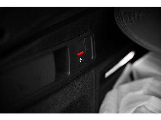 Audi Q5 50 TFSI e 299pk | Achteruitrijcamera | Tour & City | 21" | Keyless ActivLease financial lease