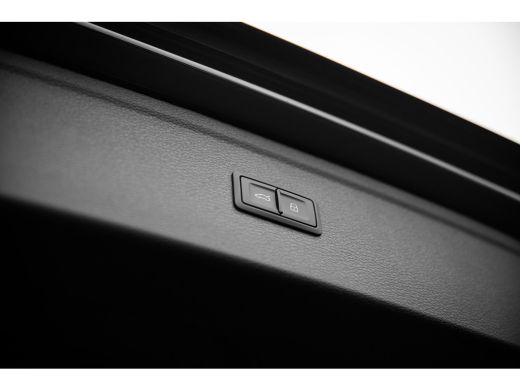 Audi Q5 50 TFSI e 299pk | Achteruitrijcamera | Tour & City | 21" | Keyless ActivLease financial lease