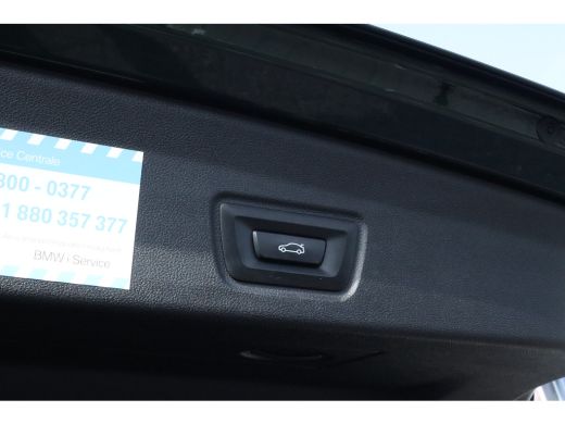 BMW i4 eDrive40 High Executive 84 kWh M-Sport Sanremo Grün | HUD | Camera | Carplay | Trekhaak | Elektri... ActivLease financial lease